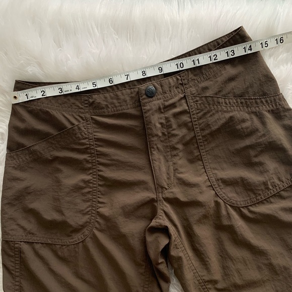 Brown mountain hardware hiking capris in s… - Picture 3 of 8